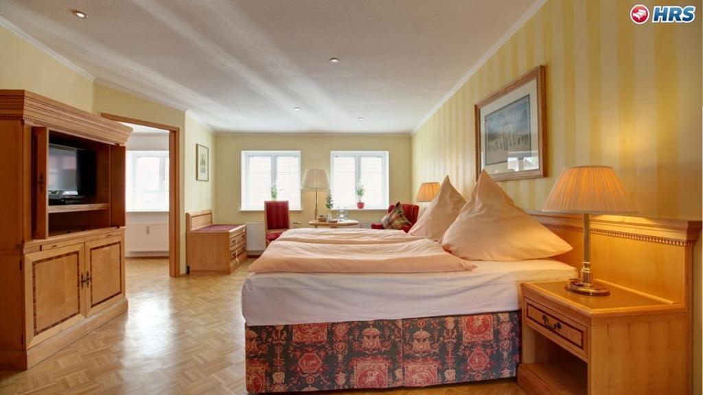 Weinhaus Woehler Hotel Schwerin  Cameră foto